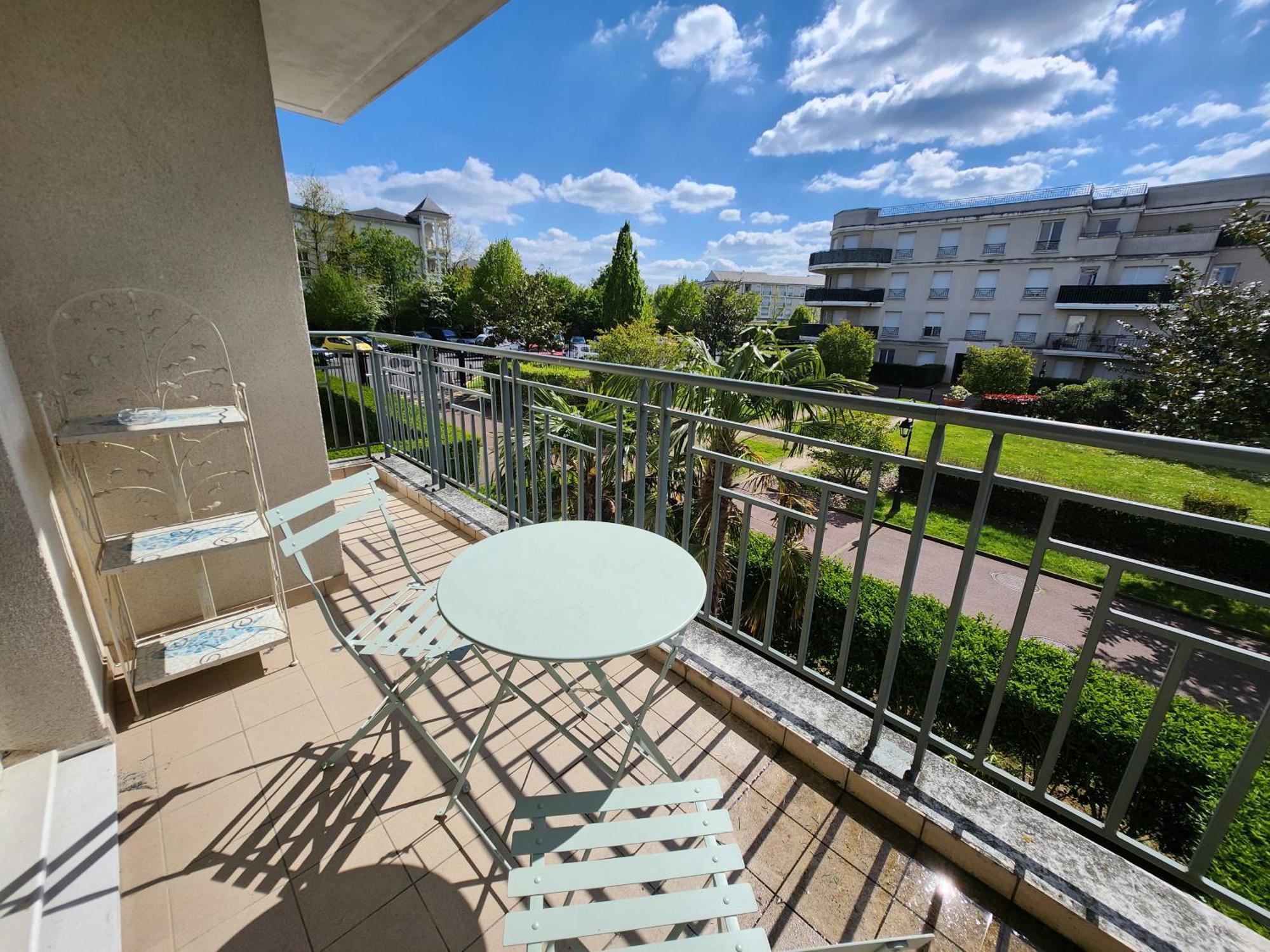 5' Disneyland Cozy Appartment Montévrain Exterior foto